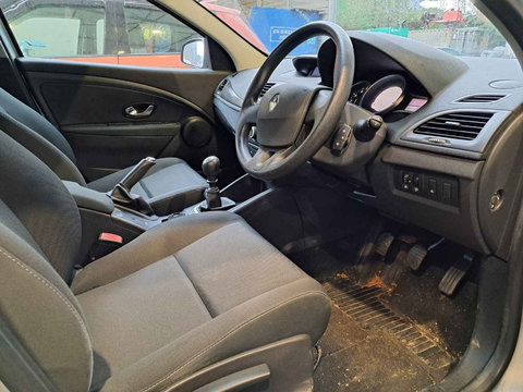 Oglinda retrovizoare interior Renault Megane 3 2011 HATCHBACK 1.5 dCI