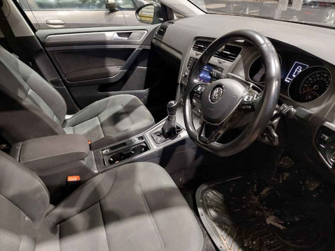 Oglinda retrovizoare interior Volkswagen Golf 7 2014 HATCHBACK 1.6 TDI CLHA