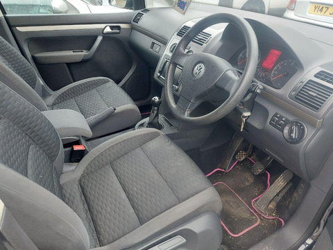 Oglinda retrovizoare interior Volkswagen Touran 2009 VAN 1.9 TDI