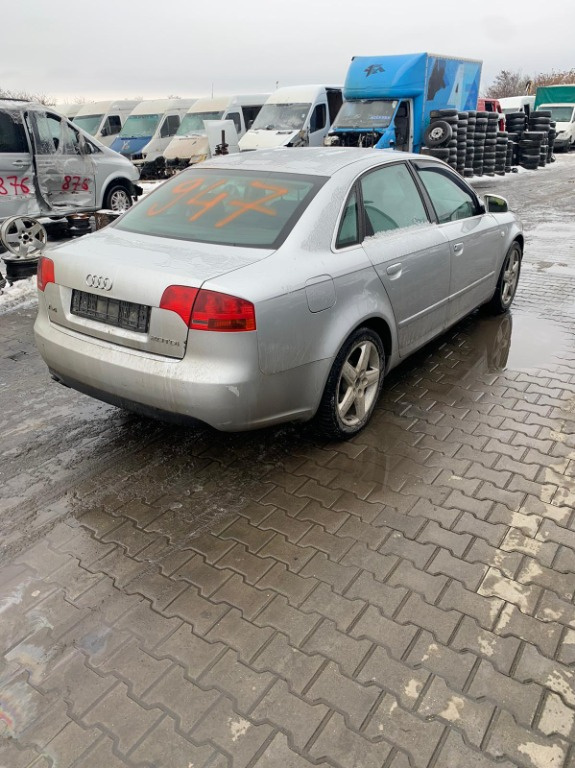 Oglinda stanga completa Audi A4 B7 2006 