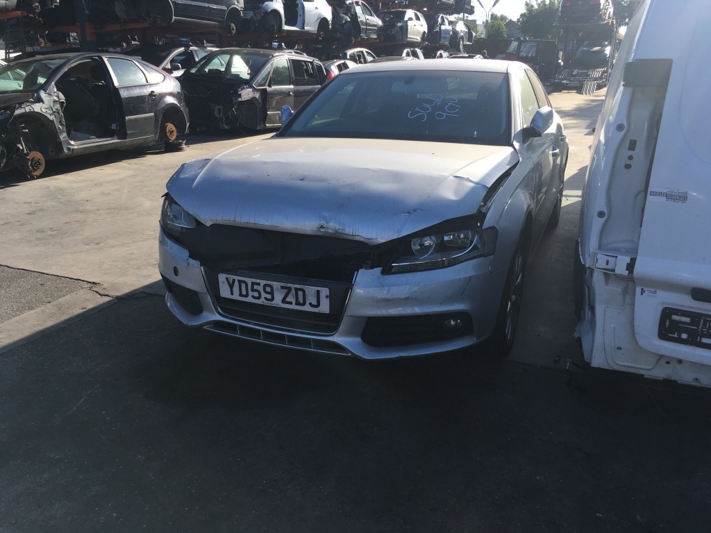 Oglinda stanga completa Audi A4 B8 2009 