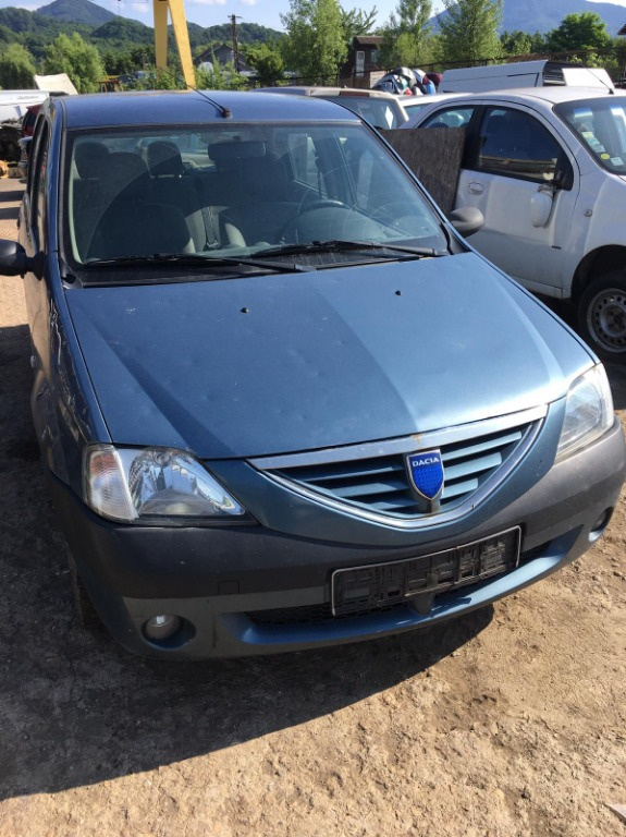 Oglinda stanga completa Dacia Logan 2010 limuzina 1.5 DCI