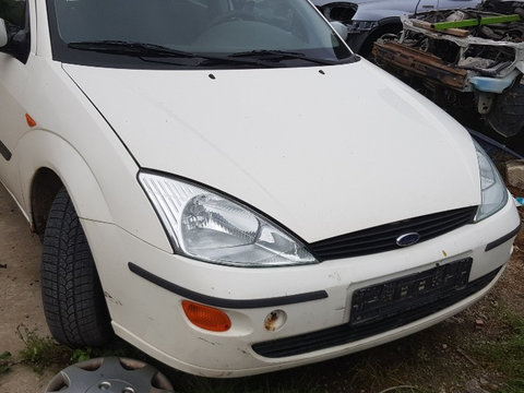 Oglinda stanga completa Ford Focus 2001 BREAK 1.8D