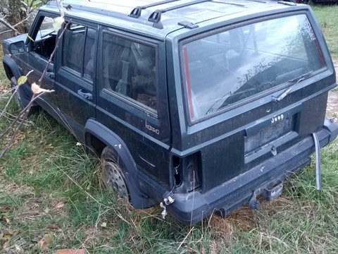 Oglinda stanga completa Jeep Cherokee 1994 2,5 2,5