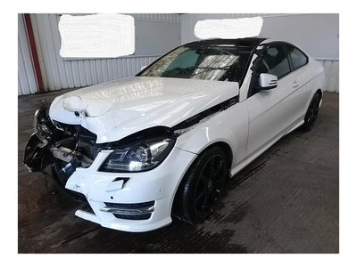 Oglinda stanga completa Mercedes C-Class C204 2014