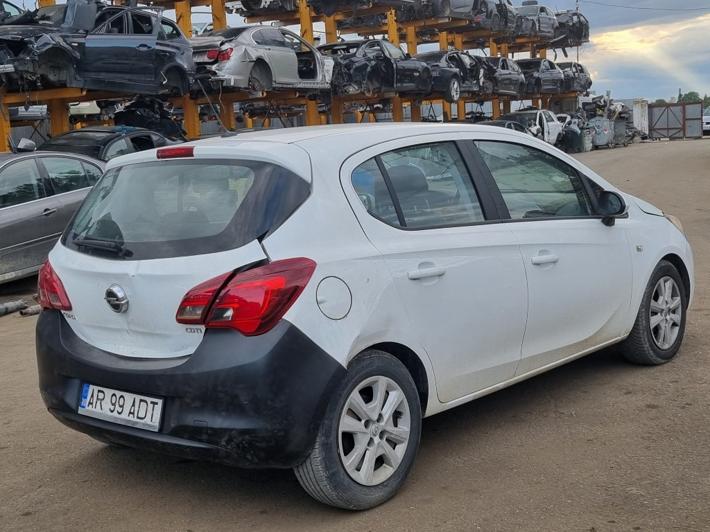 Oglinda stanga completa Opel Corsa E 201
