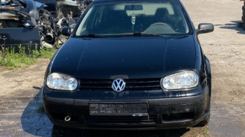 Oglinda stanga completa Volkswagen Golf 