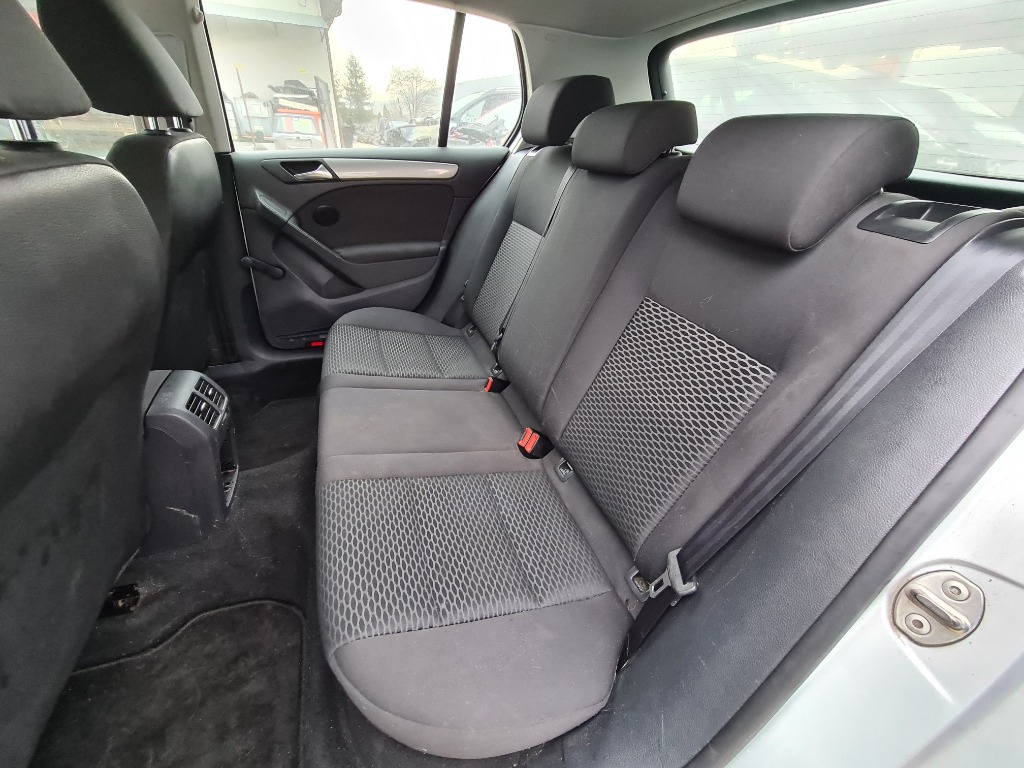 Oglinda stanga completa Volkswagen Golf 