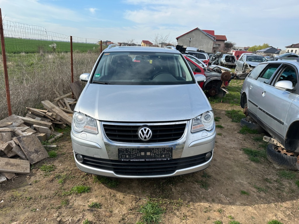 Oglinda stanga completa Volkswagen Touran 2007 Hat