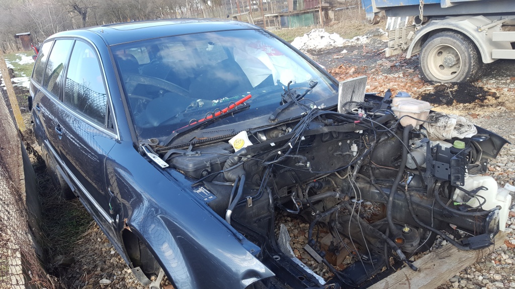 Oglinda stanga completa VW Passat B5 2003 combi 1900