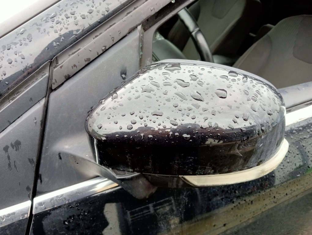 Oglinda stanga cu rabatare electrica , lumina ambi