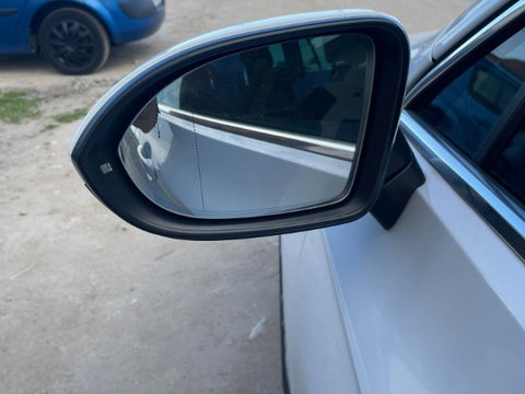 Oglinda stanga cu rabatare electrica/volan stanga pentru Volkswagen PASSAT B8 2016-2019