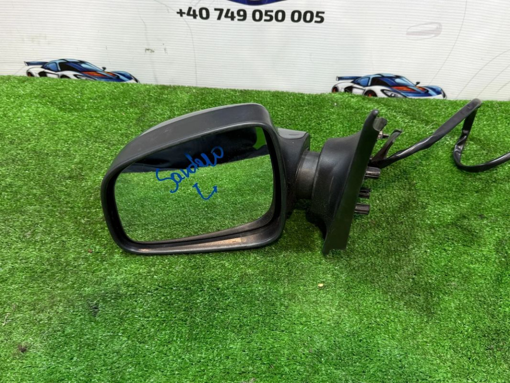 OGLINDA STANGA DACIA SANDERO 2 1.5 DIESEL 2015 COD OEM 963023731R E9044625 E9044626 2012-2017