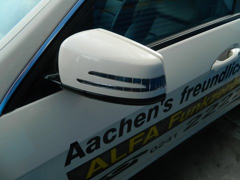 Oglinda stanga electrica Mercedes E-CLASS W212 model 2012
