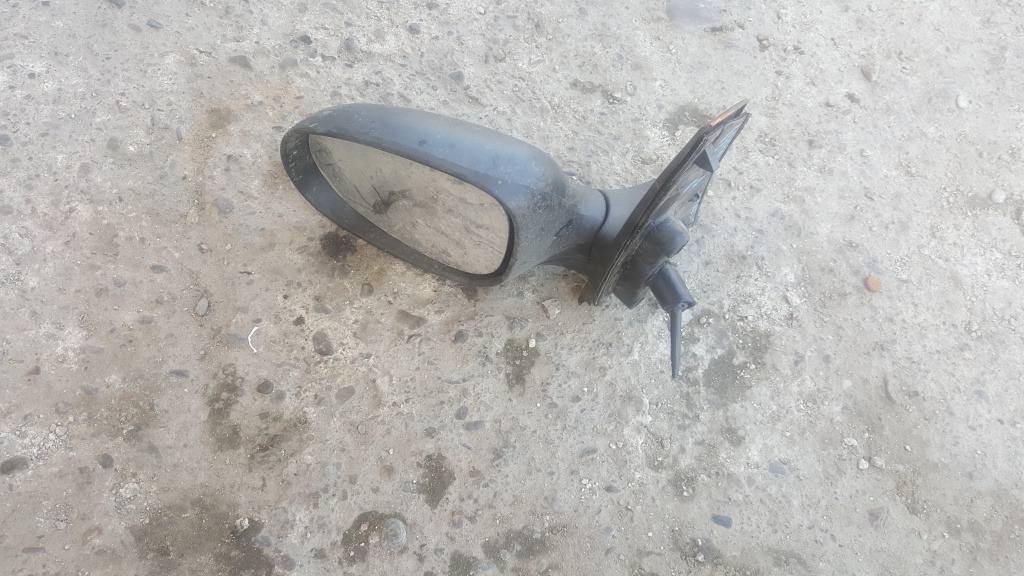 Oglinda stanga Ford Ka 2010 reglaj manual