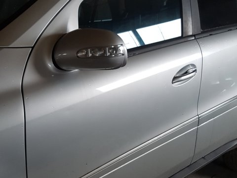 Oglinda stanga Mercedes Ml 320 W 164 electrica rabatabila