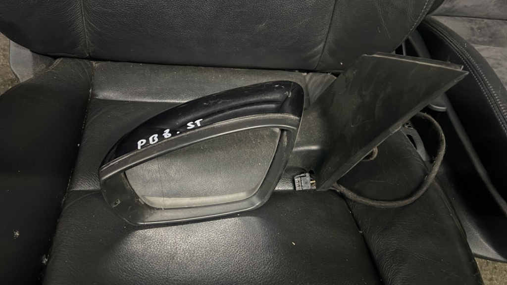 Oglinda stanga Vw Polo 6R