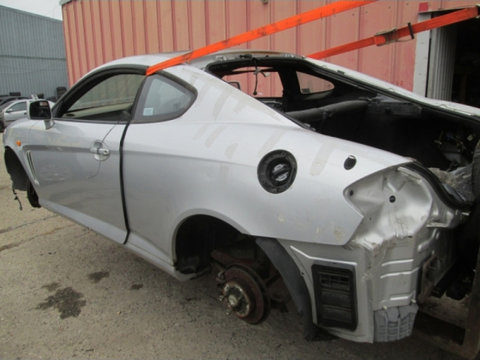 Oglinda Usa Aripa Prag Hyundai Coupe SE an 2003