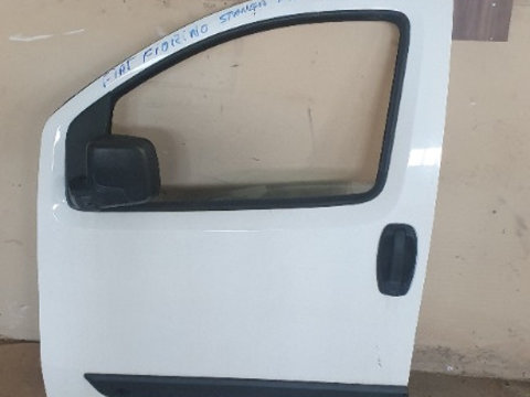Oglinda usa stanga fata Fiat Fiorino 1.3 multijet an de fabricatie 2015