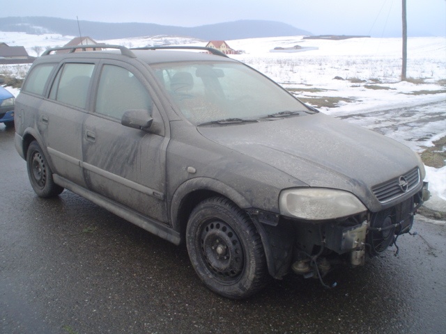 OPEL ASTRA G CARAVAN LA DEZMEMBRARI