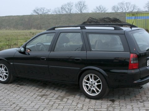 Opel Vectra B Caravan, negru, 1.6 Benzina, 74 KW