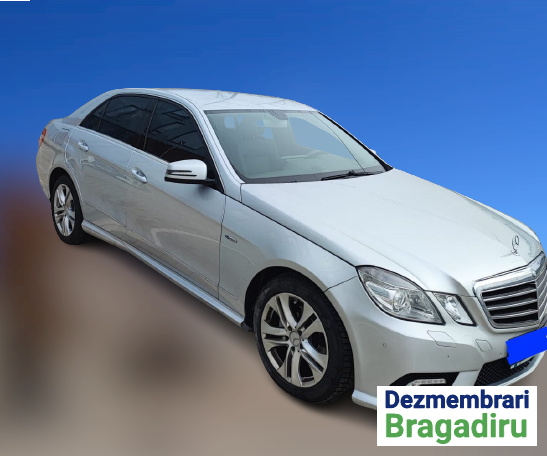 Opritor usa fata dreapta Mercedes-Benz E