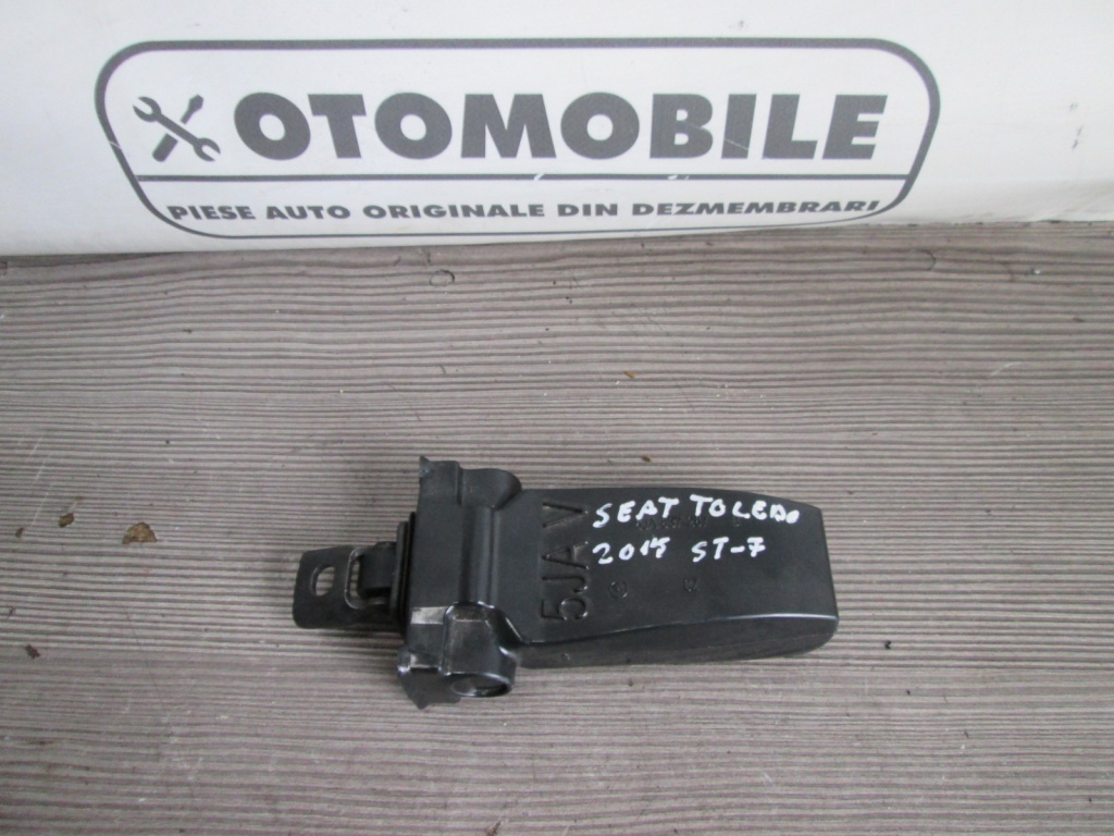 Opritor usa stanga fata Seat Toledo 2012-2019: 5JA837267B