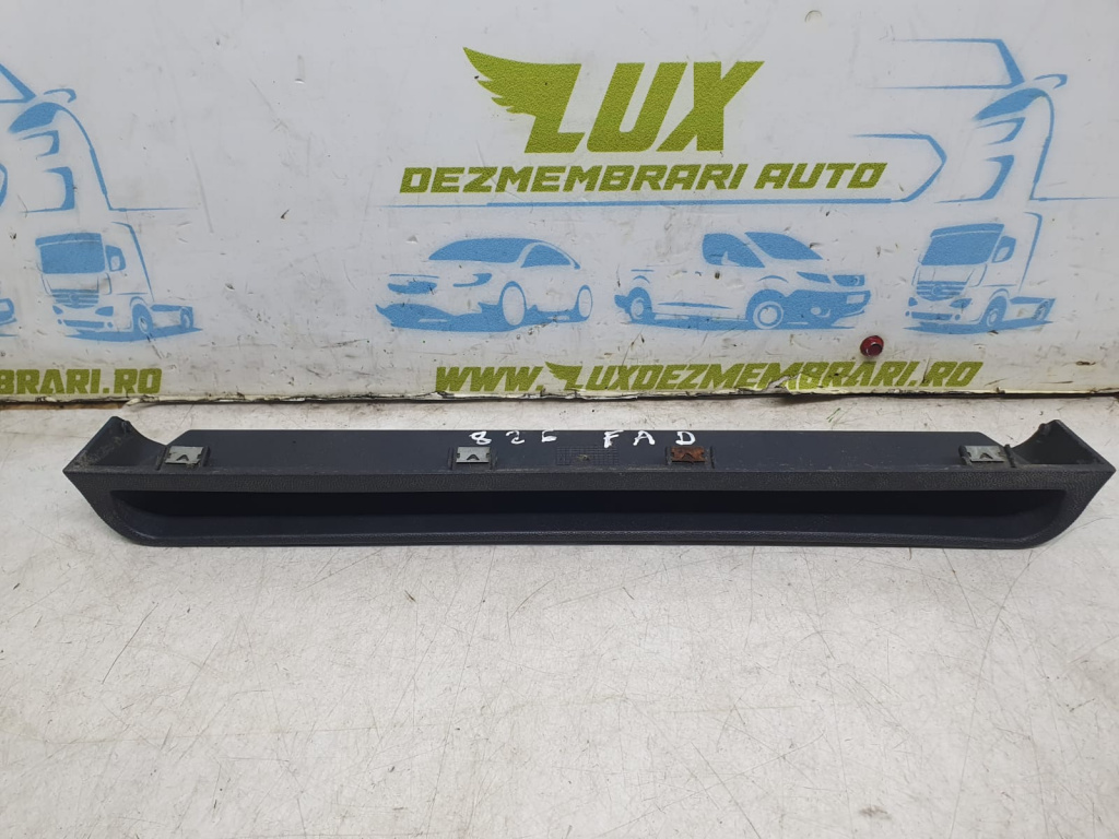 Ornament 24436849 Opel Corsa C [2000 - 2003] 1.2 b