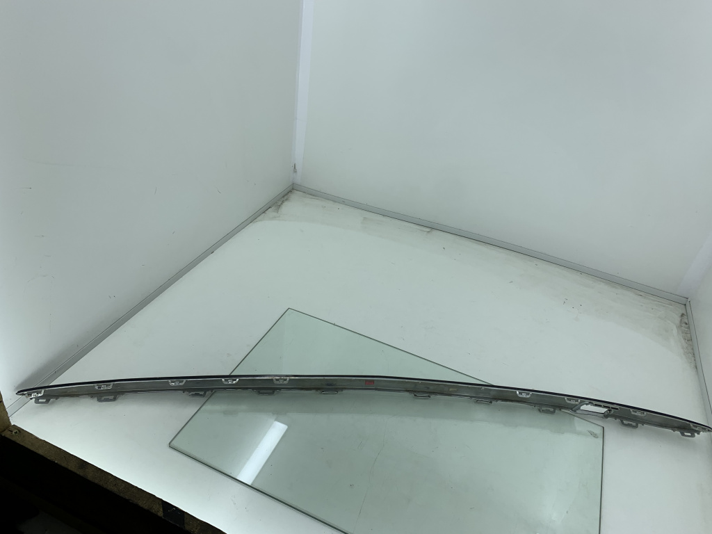 Ornament bara spate Mercedes-Benz GLE 651.966 2013-2018 A1668852474 DezP: 22089