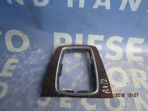 Ornament bord Audi A4 ; 8E0864261 (consola)
