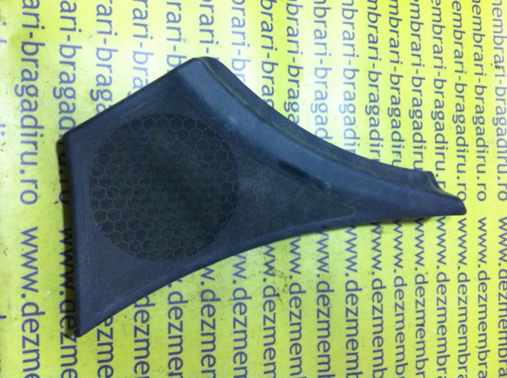 Ornament boxa stanga fata Renault Laguna 2 [facelift] [2005 - 2007] Grandtour wagon 2.0 AT (135 hp) (KG0/1_)
