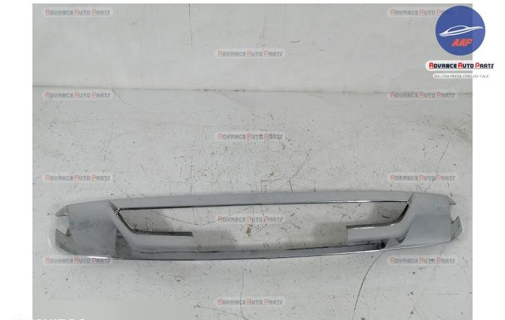 Ornament Cromat Grila Centrala originala Isuzu D-Max 2 2011 2012 2013 2014 2015 Isuzu D-Max 2 2011 2012 2013 2014 2015