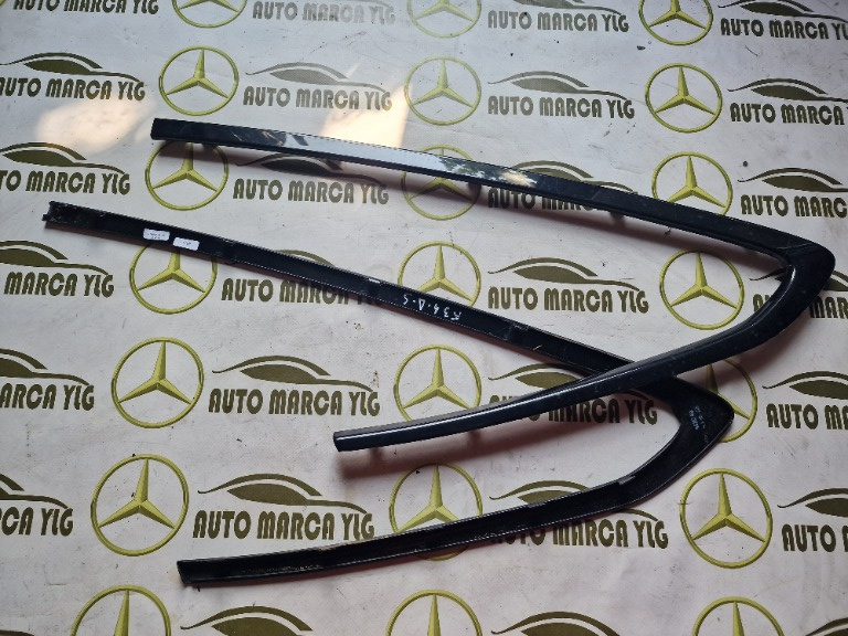 Ornament geam fix Bmw seria 3 F34 gt