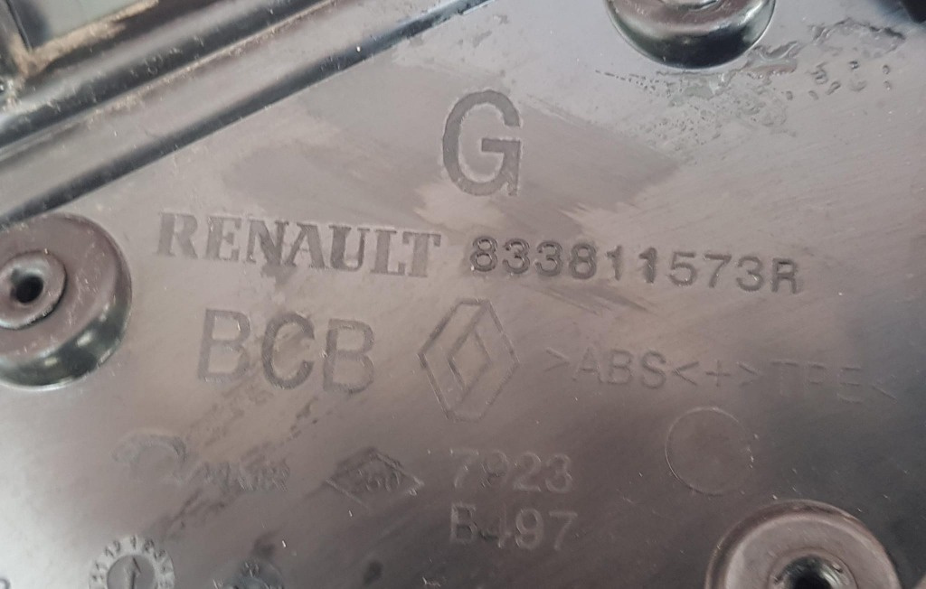 Ornament geam stanga spate Renault Megan