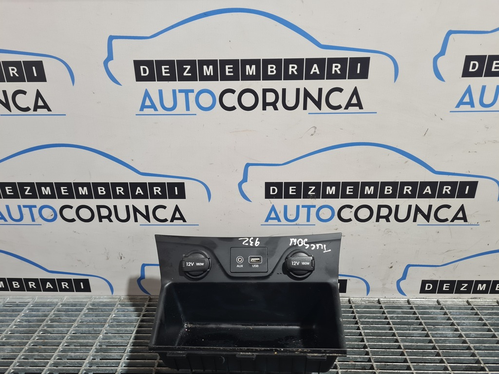 Ornament Hyundai Tucson III 2015 - 2018 CONSOLA CENTRALA