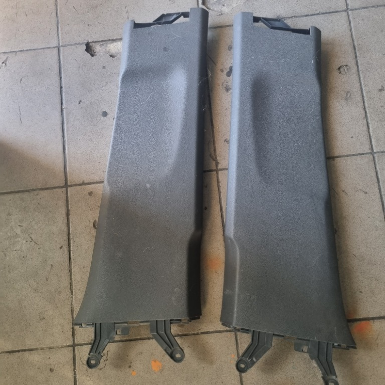 Ornament interior stalp stanga,dreapta VW GOLF 5 PLUS,cod:5M0 867 297/5M0 867 298