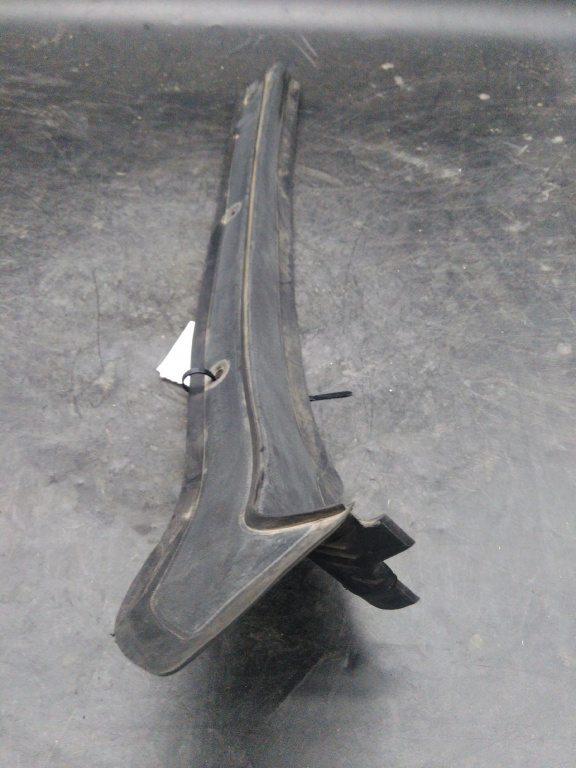 Ornament lateral capota stanga Bmw Seria 3-f30 ,s4-f32 cod piesa 51767264273