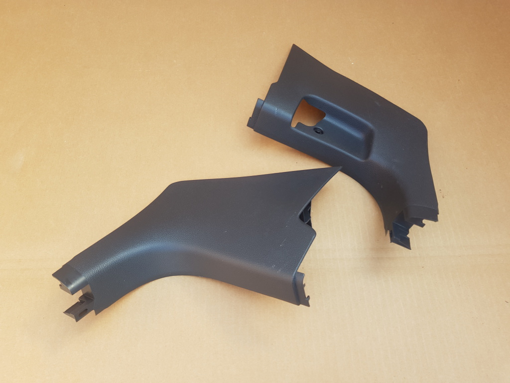 Ornament plastic dreapta VW Jetta 2016 5C7863484 5C7 863 484