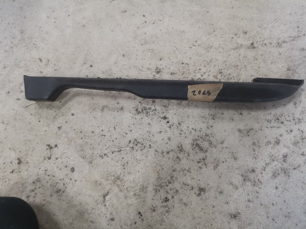 Ornament prag BMW E46 cod piesa 51478196132 an 1999 2000 2001 2002 2003 2004