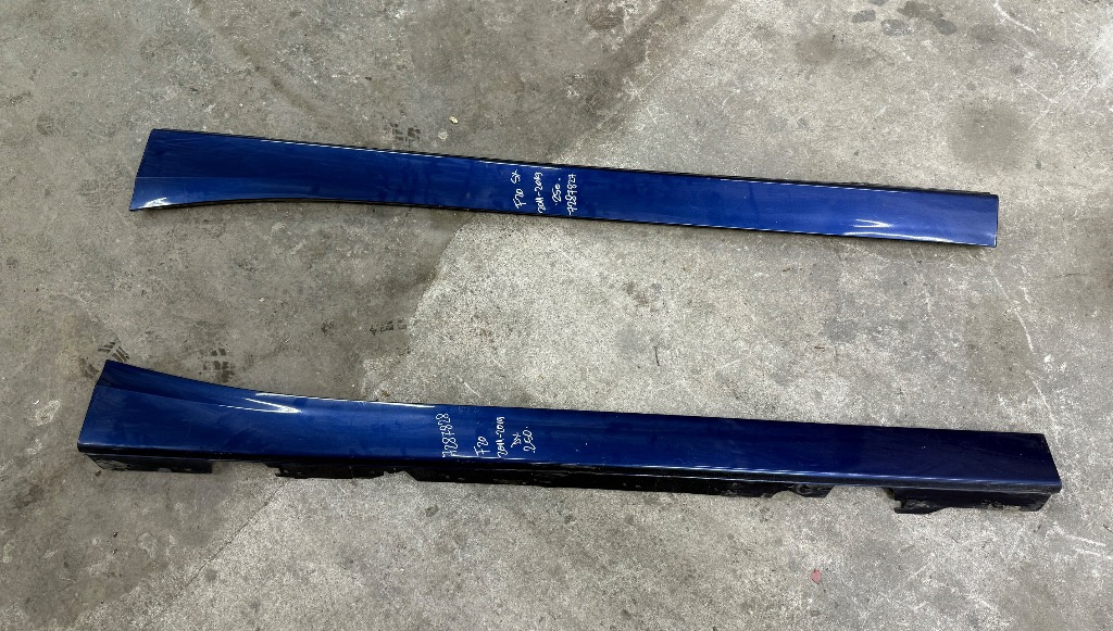 Ornament prag BMW seria 1 F20 an 2011-2019 stanga sau dreapta cod 7287828 si 7287827