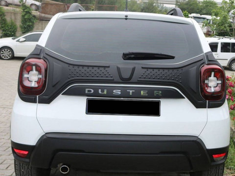 ORNAMENT PROTECTIE PORTBAGAJ DACIA DUSTER DUPA AN 2018 - NOU