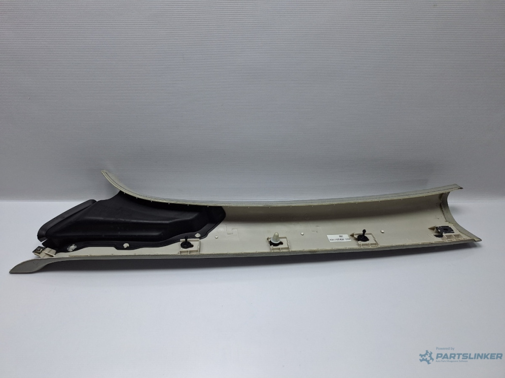 Ornament stalp parbriz dreapta VOLKSWAGE