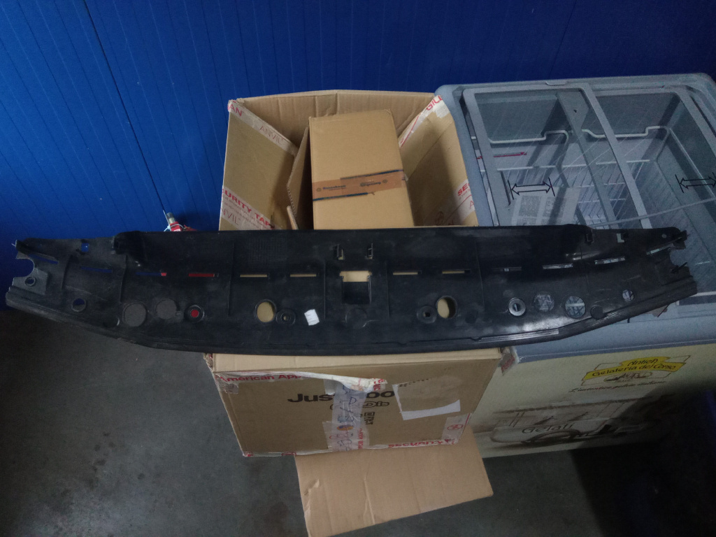 Ornament stergator Bmw Seria 4-g22 cod piesa 51767486927