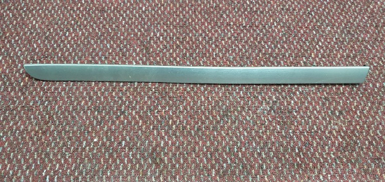 Ornament trim bord VW Touran 1T1858415C