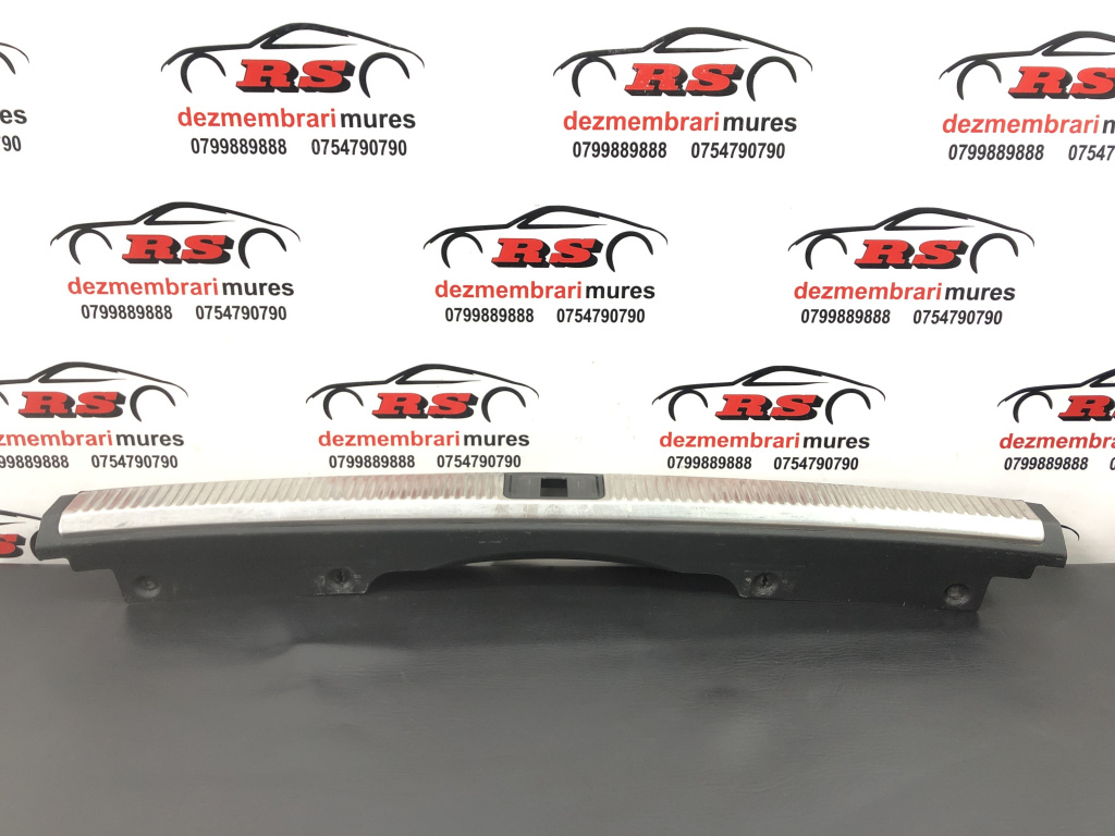 Ornament trim portbagaj Audi A4 B7, 2.0TDI , S-Line, BPW, 140cp sedan 2006 (8F9864483C)
