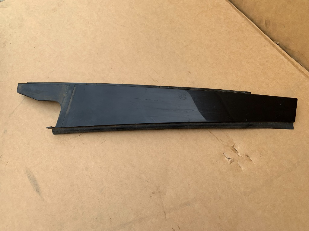 Ornament usa dreapta spate Audi A4 B8 8K0839902H 8K0 839 902 H