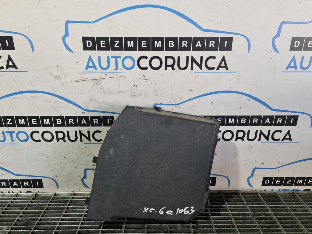 Ornament Volvo XC60 2008 - 2013 31353766