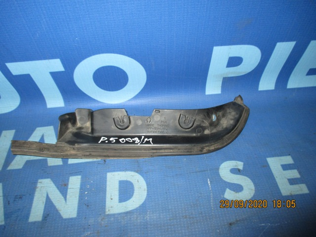 Ornamente lampa spate Peugeot 5008; 9685603580