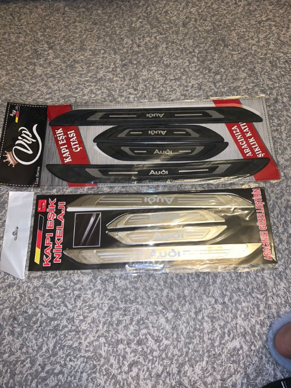 Ornamente praguri BMW Cromate sau Negre