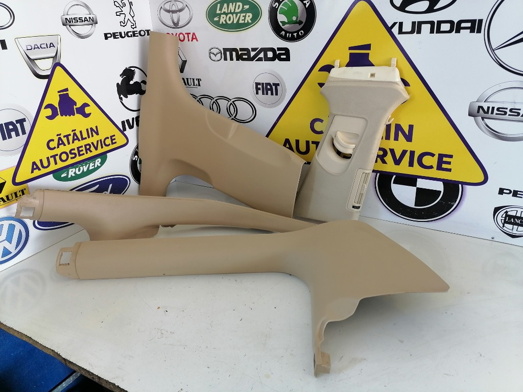 Ornamente stalpi interior partea dreapta Audi A6 C